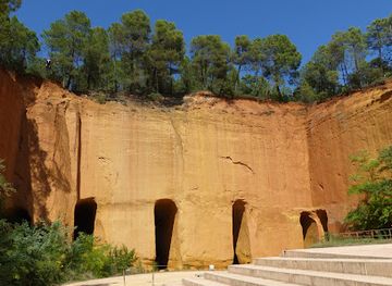 france/luberon/landmark/mines-bruoux