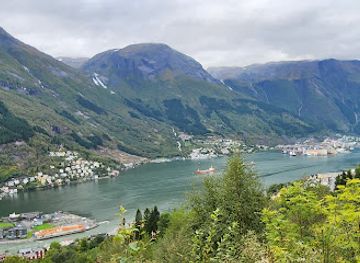 norway/hardangervidda-national-park/landmark/ragdeskogen