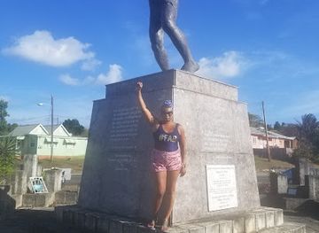 barbados/saint-philip/landmark/emancipation-statue-bussa-roundabout