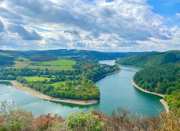 luxembourg/eislek/landmark/aussichtspunkt-runtschelt