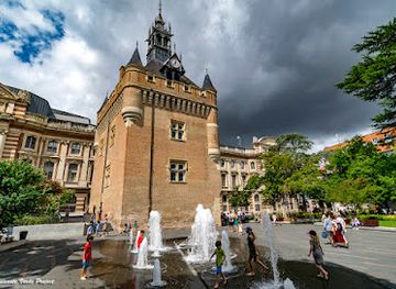 france/toulouse/capitole/landmark/donjon-du-capitole