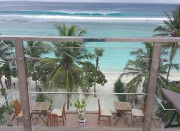 maldives/hulhumale-island/landmark/hathaa-beach-maldives