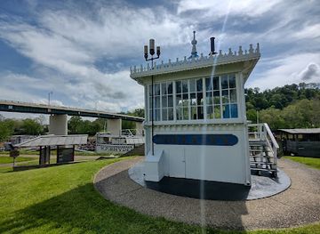ohio/marietta/landmark/ohio-river-museum