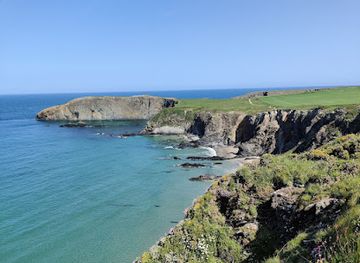 united-kingdom/pembrokeshire-coast-national-park/landmark/blue-lagoon-abereiddi