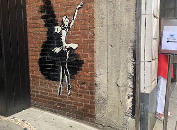 ohio/cleveland/landmark/blek-le-rat-mural