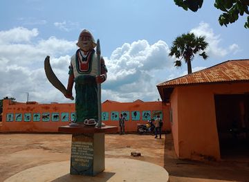 benin/donga/landmark/palais-royal-d-allada