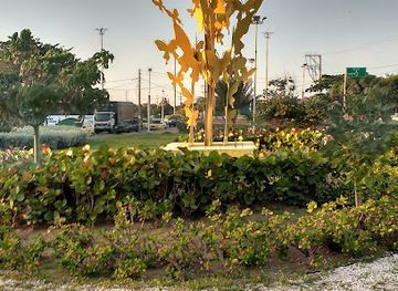 colombia/barranquilla/riomar/landmark/monumento-a-las-mariposas-amarillas
