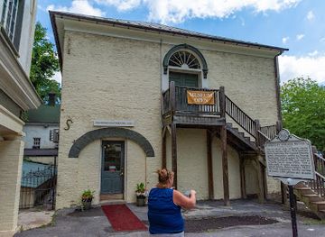 west-virginia/eastern-panhandle/landmark/museum-of-the-berkeley-springs