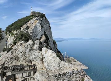 gibraltar/gibraltar-harbour/landmark/devil-s-bellows