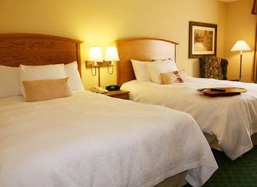 alabama/lake-guntersville/landmark/hampton-inn-guntersville