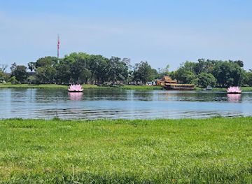 vietnam/hue/landmark/ho-chi-minh-museum