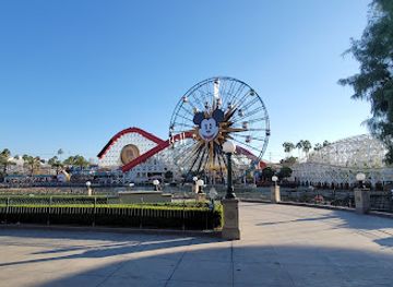 california/anaheim/landmark/pirates-of-the-caribbean