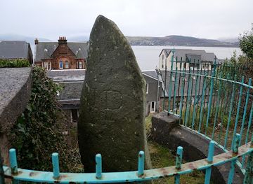 united-kingdom/renfrewshire/landmark/granny-kempock-stone
