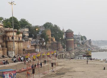 india/varanasi/assi-ghat/landmark/subah-e-banaras