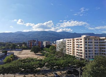 thailand/chiang-mai/nimmanhaemin/landmark/the-unique-2-condo-nimman