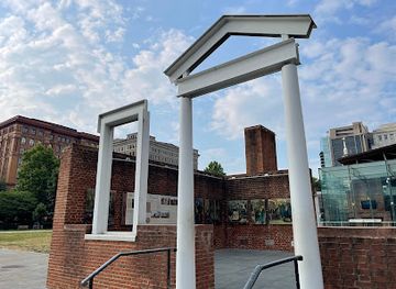 pennsylvania/central-pennsylvania/landmark/president-s-house-site