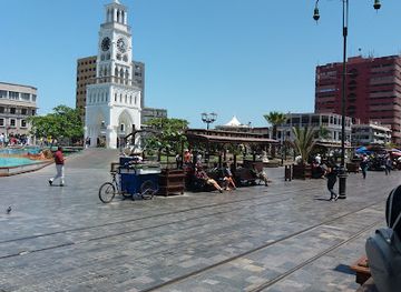 chile/iquique/landmark/plaza-arturo-prat