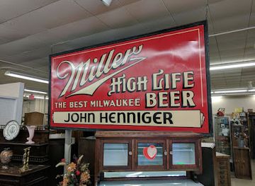 wisconsin/lake-geneva/landmark/lake-geneva-antique-mall