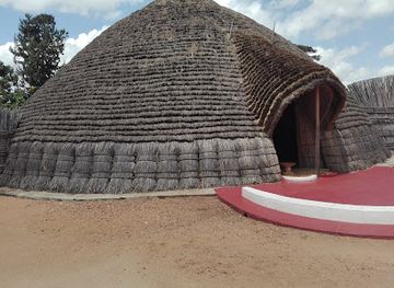 rwanda/volcanoes-national-park/landmark/king-s-palace-museum