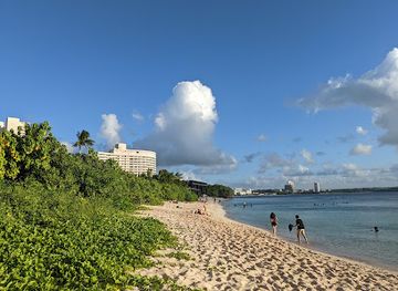 guam/tumon-bay/landmark/gun-beach-tumon