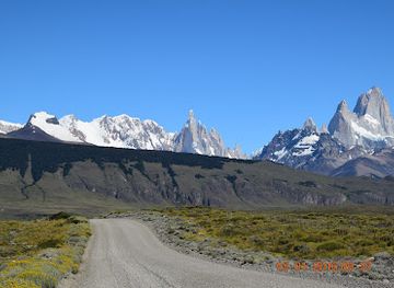 argentina/el-chalten/landmark/puerto-bahia-tunel