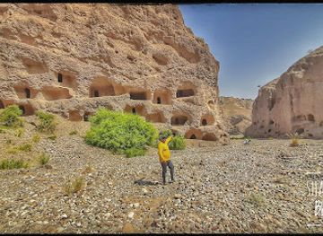 pakistan/gandhara/landmark/cave-city-shehr-e-roghan