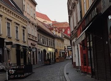 croatia/zagreb/tkalciceva-street/landmark/tkalciceva-ulica