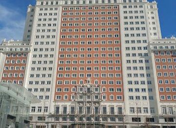spain/madrid/landmark/edificio-espana