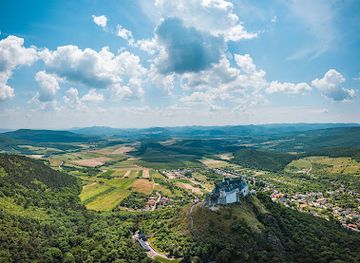 hungary/zemplen-mountains/landmark/fuzer-castle