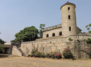 togo/agbodrafo/landmark/chateau-viale