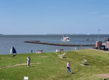 germany/north-frisia/landmark/schluttsiel-badestrand