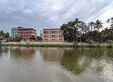 bangladesh/barisal/landmark/chaumatha-leker-par