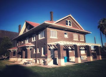 arizona/maricopa-county/landmark/historic-ellis-shackelford-house