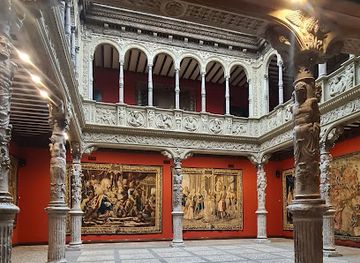 spain/zaragoza/landmark/fundacion-ibercaja-patio-de-la-infanta
