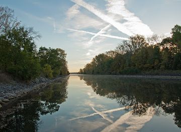 canada/northern-ontario/landmark/carrying-place-of-the-bay-of-quinte-national-historic-site
