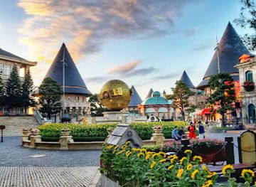 vietnam/da-nang/landmark/square-du-dome-bana-hill