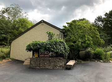 tennessee/brentwood/landmark/owl-s-hill-nature-sanctuary