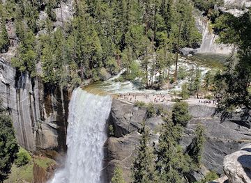 california/yosemite-village/landmark/vernal-falls