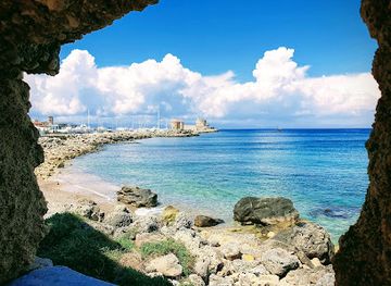 greece/south-aegean/landmark/saint-paul-s-gate