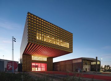 denmark/roskilde/landmark/ragnarock-museet-for-pop-rock-og-ungdomskultur