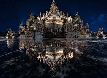 myanmar-burma/yangon-region/landmark/swe-taw-myat-pagoda
