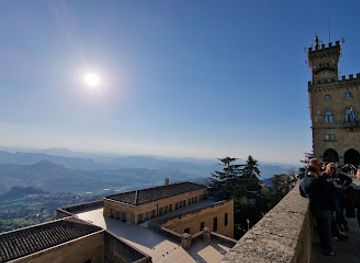 san-marino/san-marino/landmark/palazzo-s-u-m-s-fondazione-cassa-di-risparmio-di-san-marino