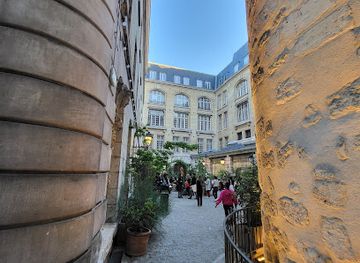 france/paris/le-marais/landmark/tower-philippe-auguste