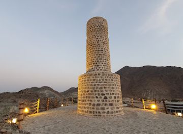 united-arab-emirates/khor-fakkan/landmark/al-adwani-tower