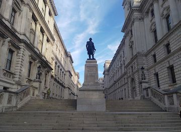 united-kingdom/london/westminster/landmark/clive-of-india-memorial