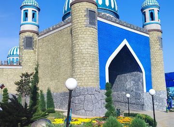 uzbekistan/namangan-region/landmark/afsonalar-bog-i