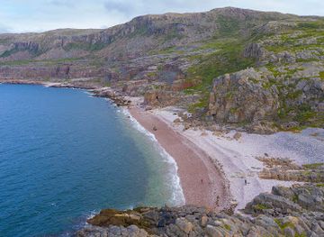 norway/finnmark/landmark/luovttat-rullesteinfjara