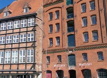 germany/lubeck/st-lorenz/landmark/stadtgraben