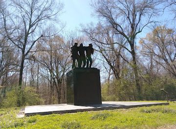 mississippi/vicksburg/landmark/african-american-monument