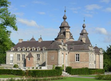 belgium/condroz/landmark/modave-castle